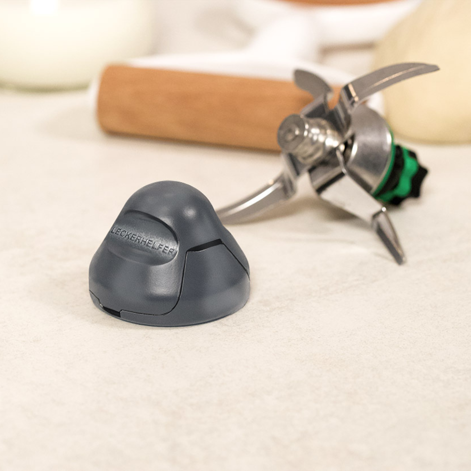 DoughPRO - knife protection suitable for the Thermomix TM6 and TM5