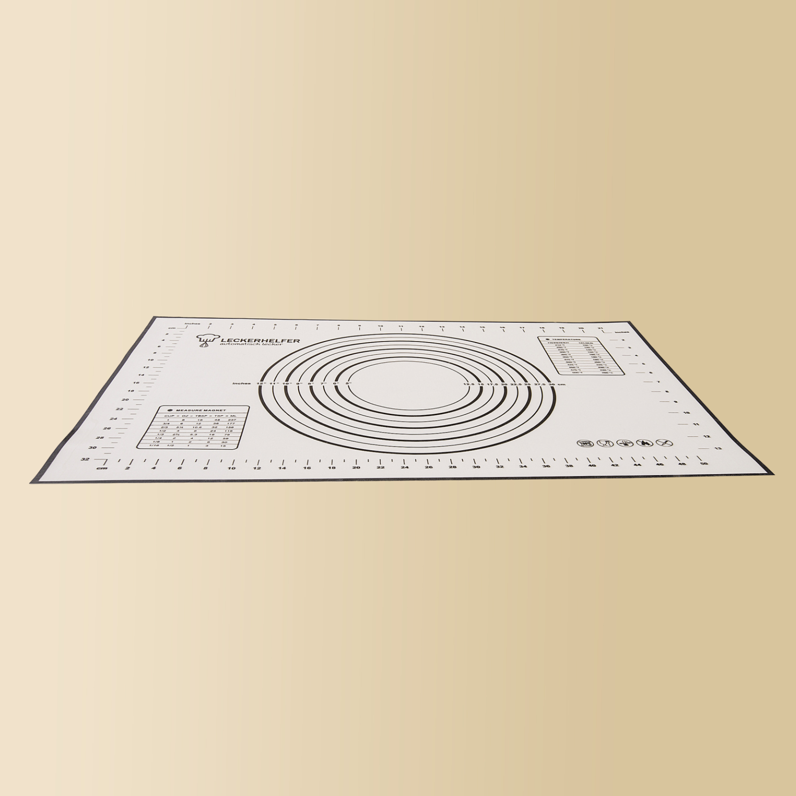 DoughPRO suitable for the Thermomix TM6 and TM5 + baking mat